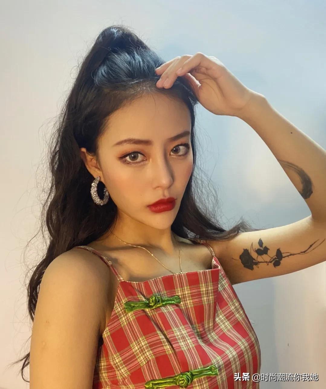 又酷又帅气的发型高马尾,复古发型女生港风长马尾