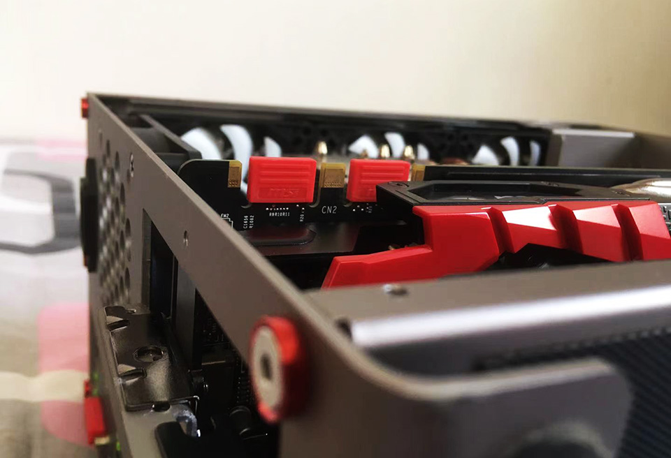 台式大机箱改小机箱,显卡大了怎么装小机箱