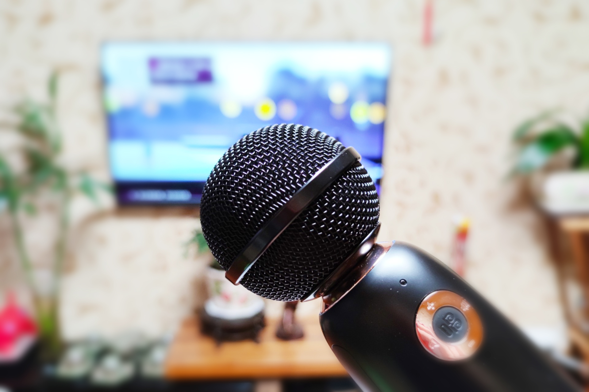 五音不全的唱歌发声技巧,五音不全的怎么用气息唱歌