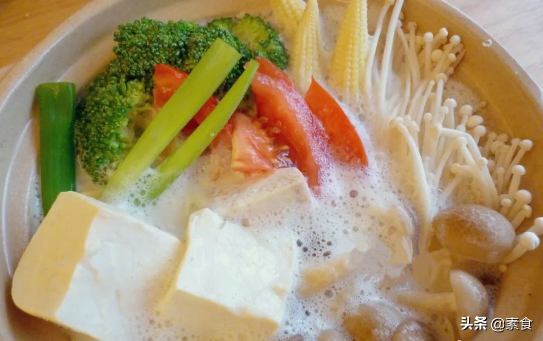 比肉还好吃的素火锅,清淡的素火锅