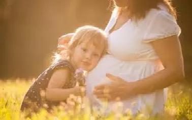 母亲的癌细胞，可能转移给腹中胎儿吗？