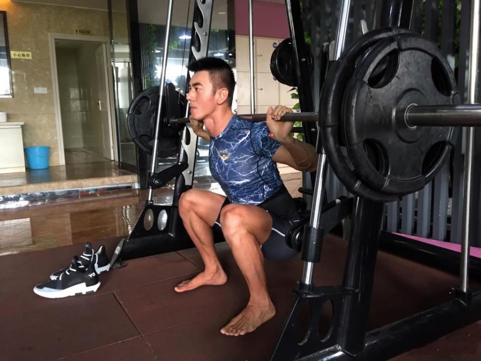 十年前郑伊健,郑伊健的保镖视频