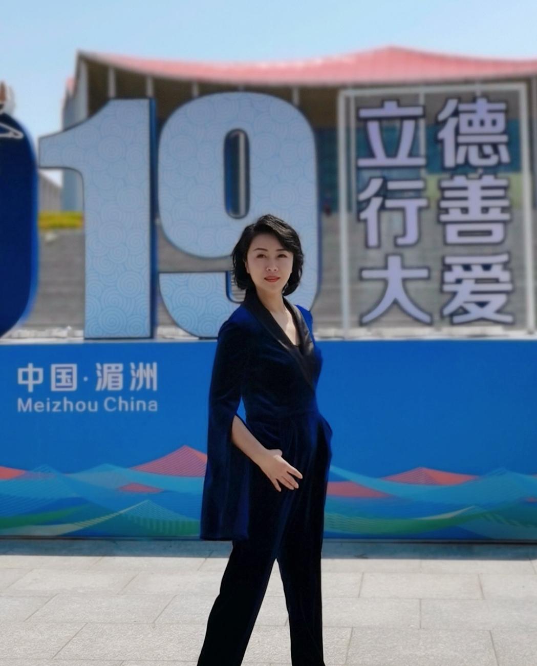 本周四上午10：00，请一定打开手机……记得定好闹钟！