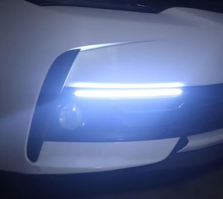 白天不开车灯会被扣分吗,白天没有灯晚上开灯费电吗