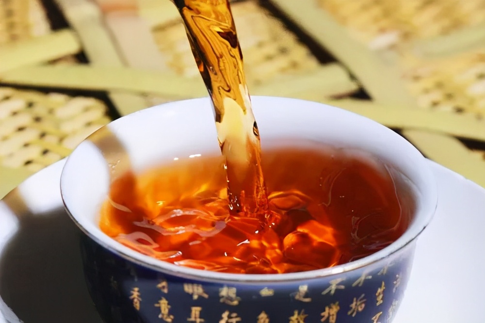 回甘青味生津锁喉挂杯,武夷岩茶有什么秘诀