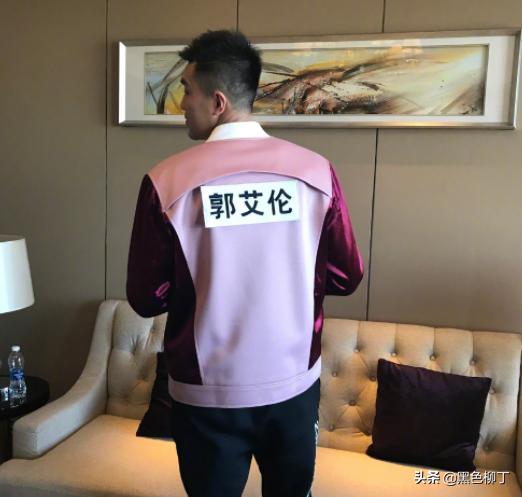 周琦打得很出色攻防两端全面统治,周琦打出完美表现