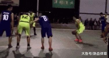 搞笑gif趣图妹子你别闹了,搞笑gif趣图妹子你这笑容太魔性了