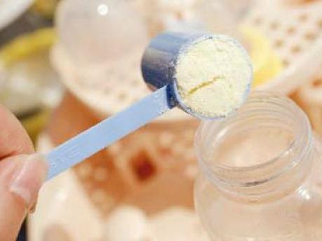 混合喂养宝宝母乳一直吃,混合喂养的宝妈们都怎么喂