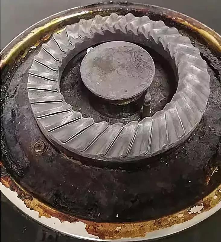 清理厨房的清洁剂真的很好用吗,厨房清洗小妙招教你30秒快速清洁