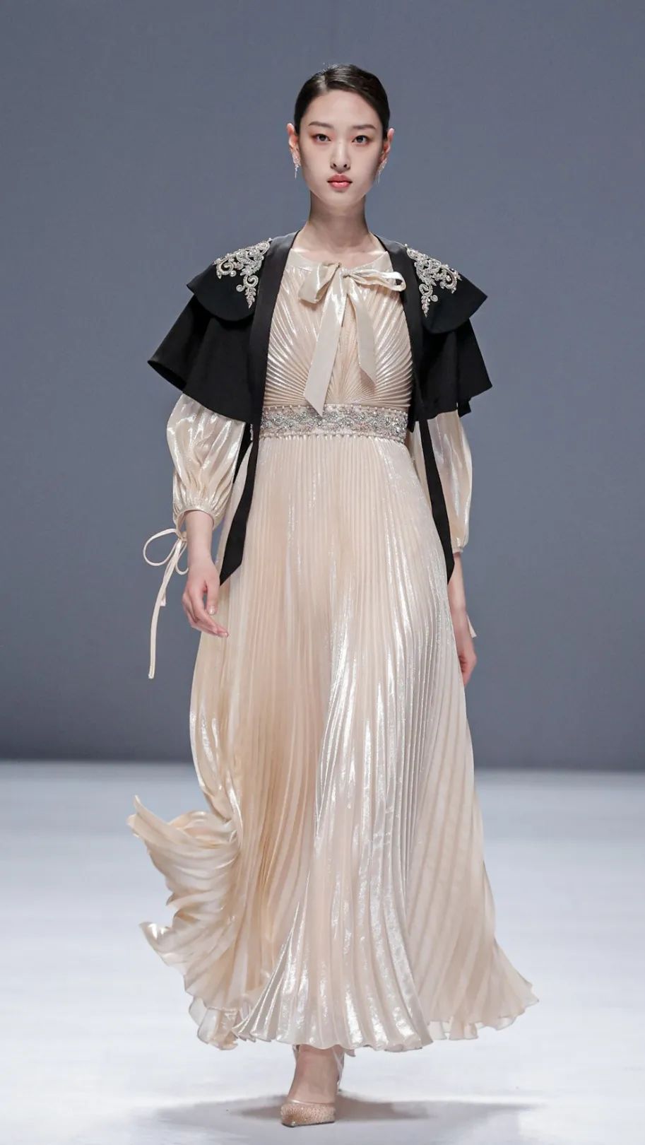 2021秋季流行款式风格,趋势2022春夏八大流行款式设计