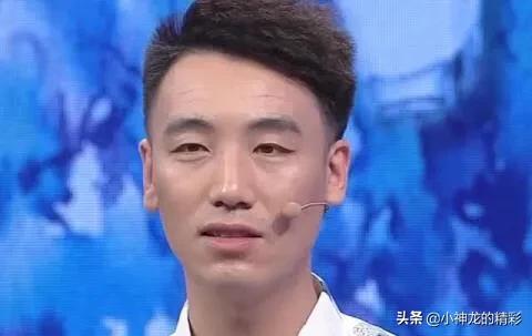 妻子意外看到丈夫聊天记录崩溃了,丈夫上网意外发现妻子另一个账号