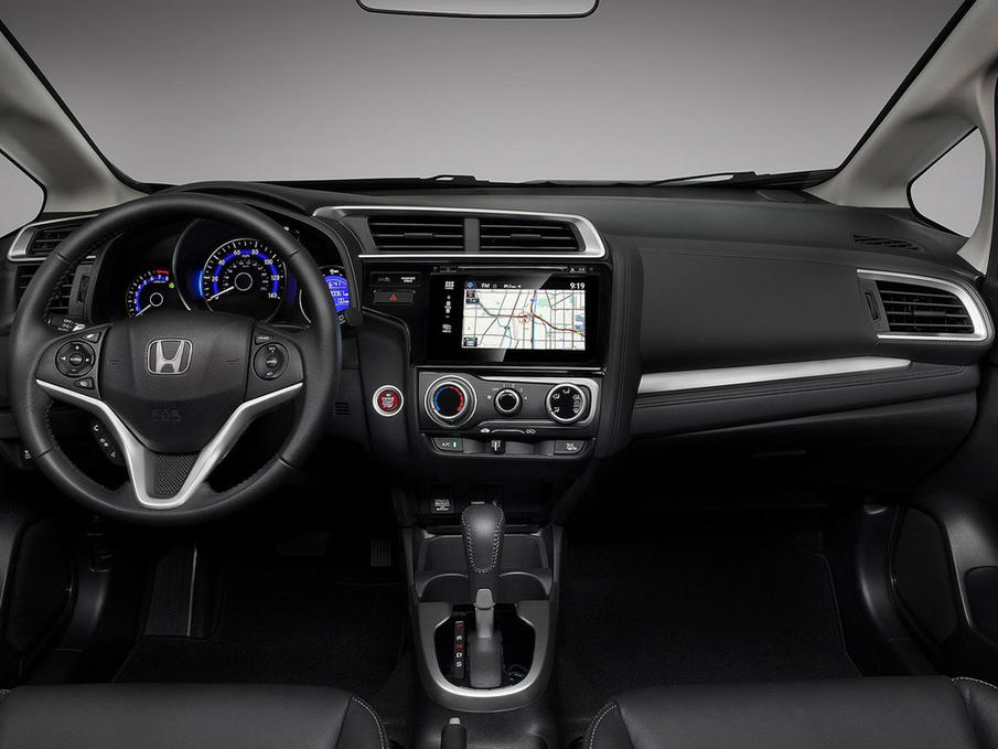 本田飞度爆发大规模发动机问题，车主：买发动机送汽车？不存在的