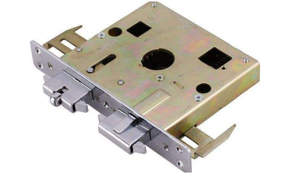 十大指纹锁拆解视频,半自动指纹锁材质拆解对比