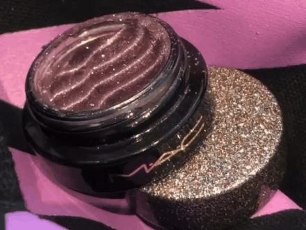 圣诞限定彩妆排行榜第一,盘点大牌彩妆圣诞限量版