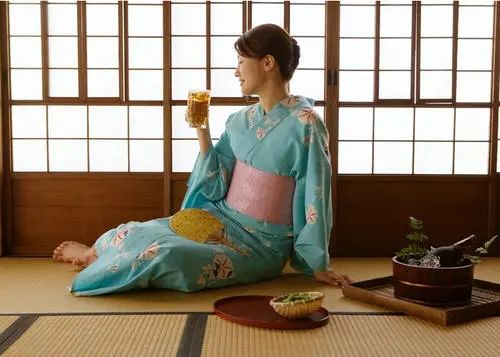 紫式部把后宫淫史写成日本红楼梦，日记却很清纯，坦言最爱白居易