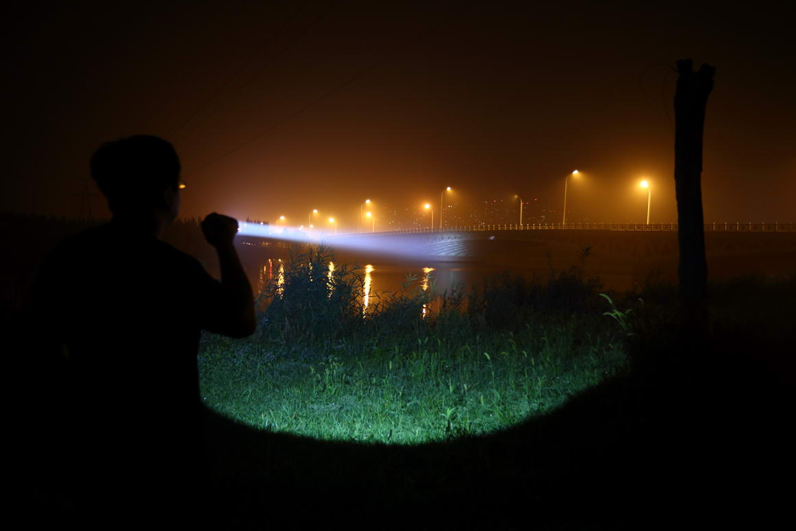 千米金箍棒OLIGHTWARRIOR武士XTurbo评测超级远射桶评测