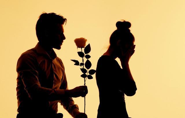 两个人在一起久了会有心灵感应吗,两个人在一起久了会有心灵感应