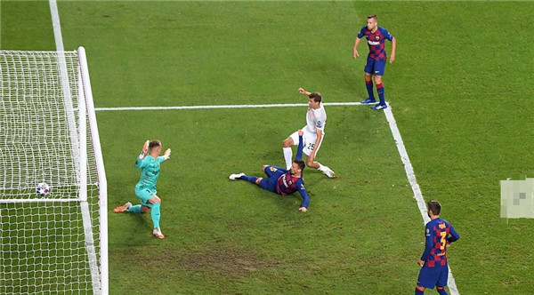 拜仁弱点显而易见,拜仁恐怖阵容