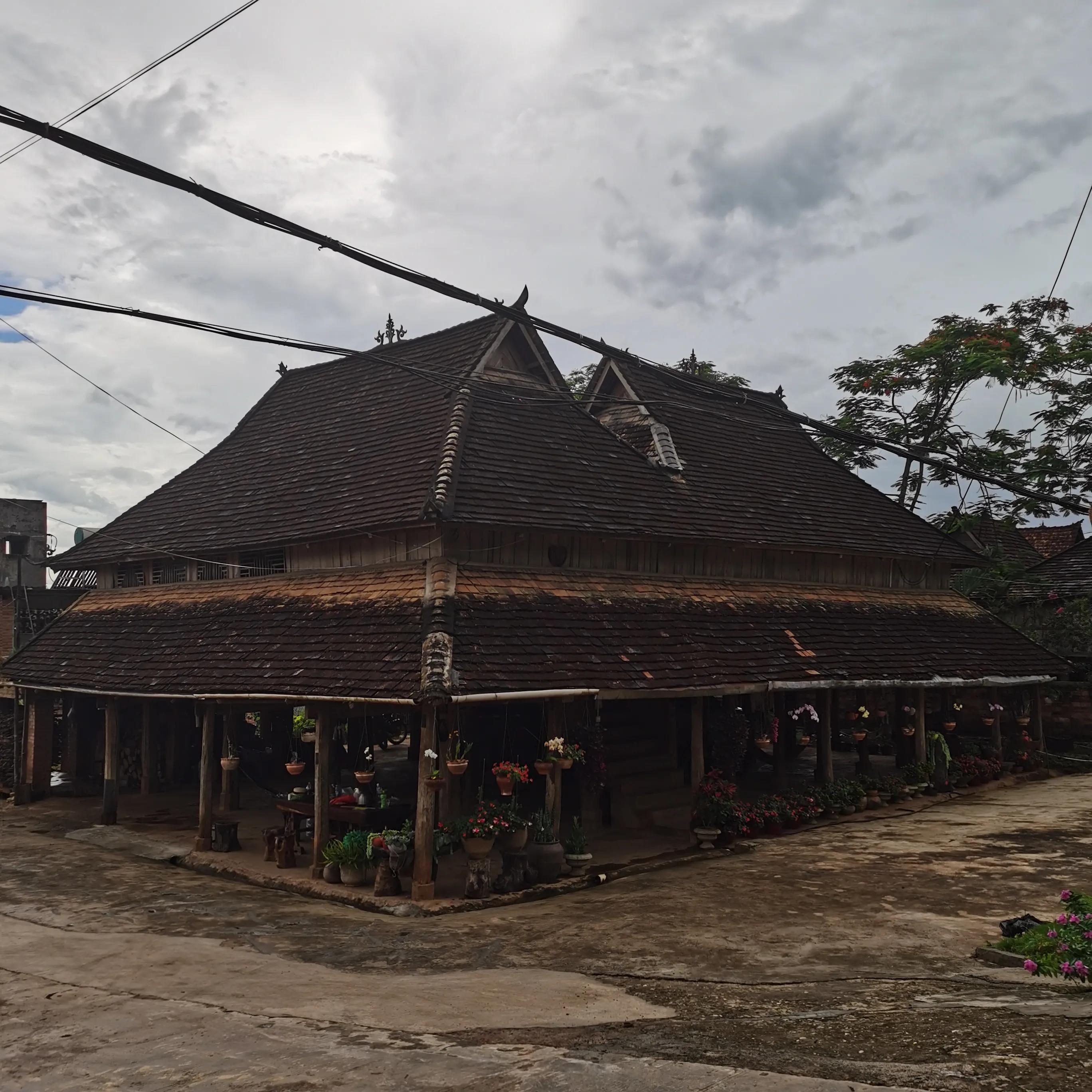 西双版纳曼远村游,西双版纳自由行一天攻略傣族园