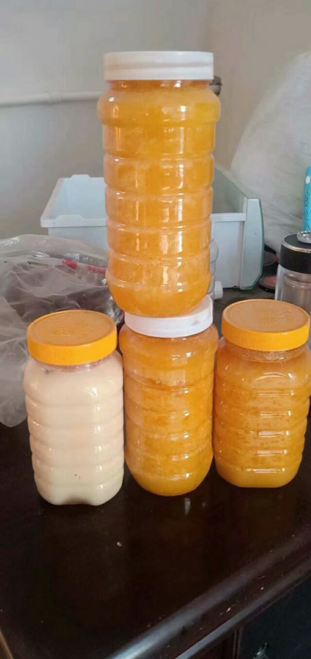 随身携带小罐蜂蜜现吃,小罐土蜂蜜