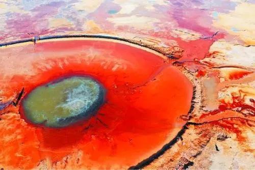 艾肯泉恶魔之眼简短介绍,艾肯泉恶魔之眼的来历