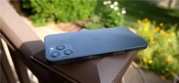 逢5G换代，又赶上离岛免税，iPhone12今年能创销量纪录吗