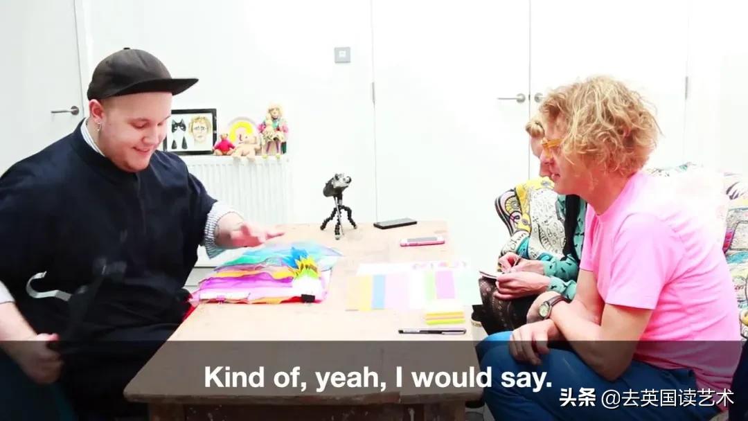 他以一己之力，让UAL的毕业典礼变成“女装大佬”的异装盛会