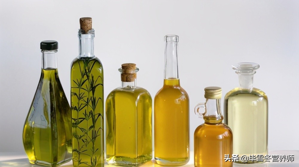 花生油揭秘,炒菜该用哪个花生油口感好