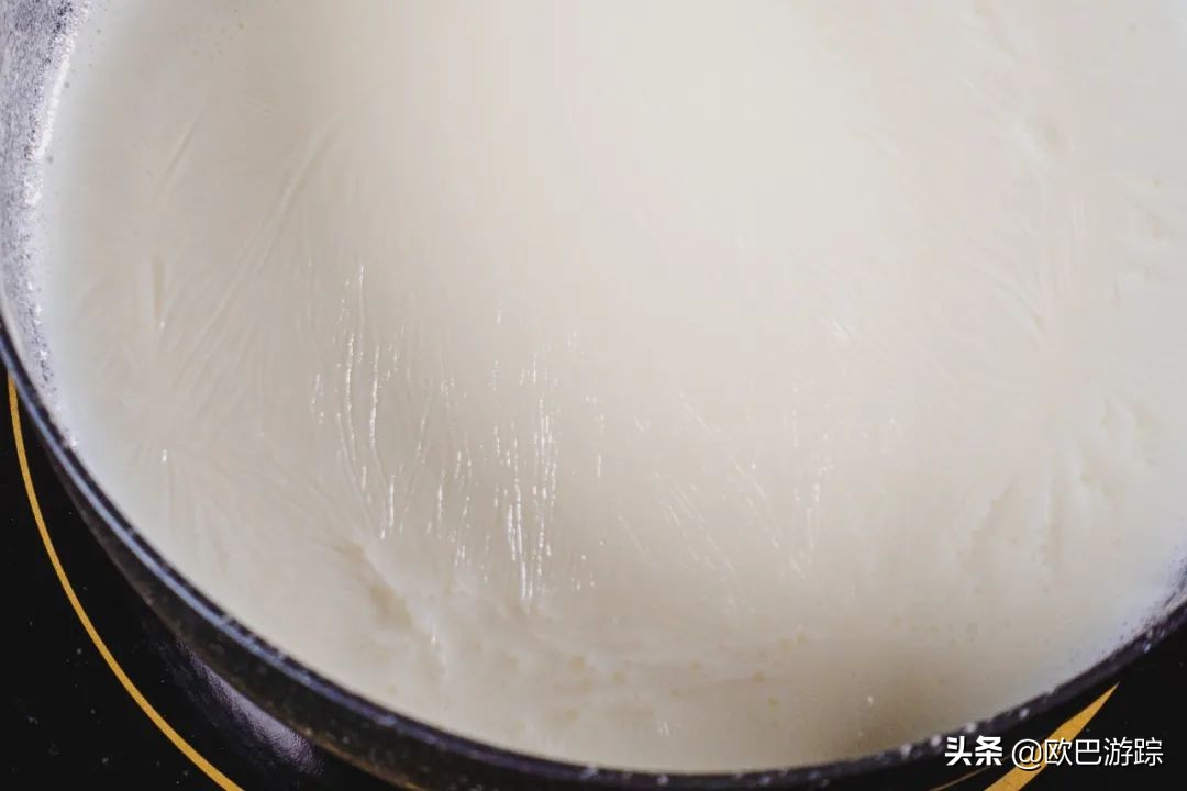 这家开了十几年奶店，每天供应生鲜牛奶，自制的牛奶糖水超赞