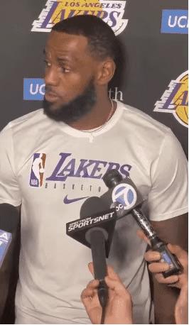 真男人！詹姆斯要求联盟惩罚莫雷，却被美国网友喷上热搜第一