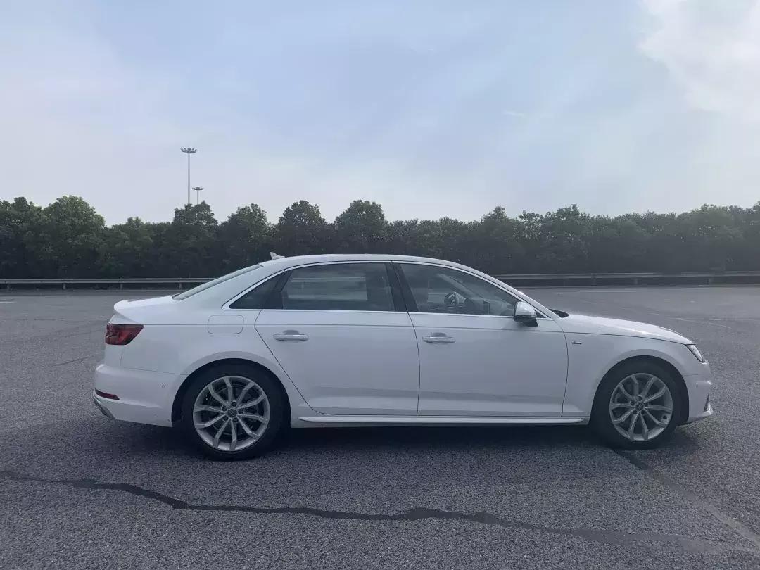 试驾奥迪a4l2020款40tfsi豪华,奥迪a4l45tfsiquattro