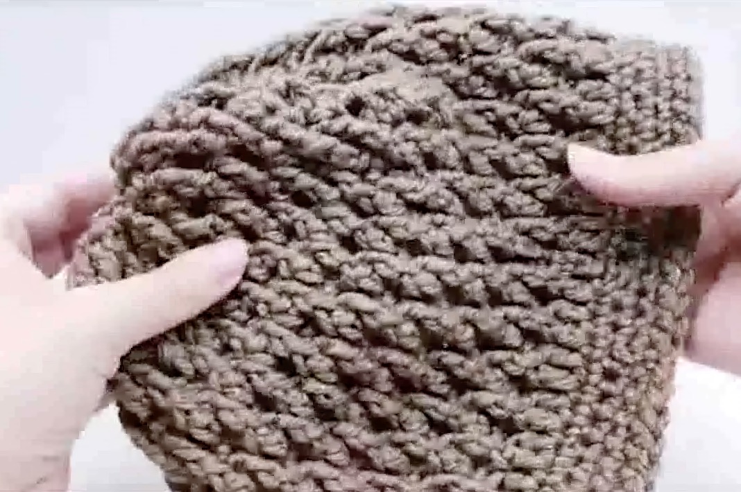 老奶奶的春秋针织薄款帽子,洋气奶奶帽子最新款秋冬