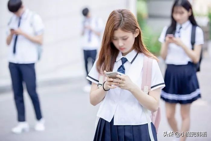 韩国小学生间等级划分：用小米是乞丐，用苹果是富豪？