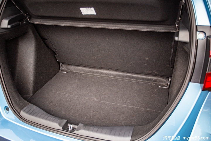 最新平民本田超跑,2020款本田飞度超跑视频