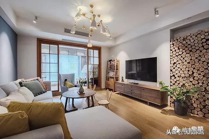 客厅到底要不要铺木纹砖,客厅到底要不要贴墙布