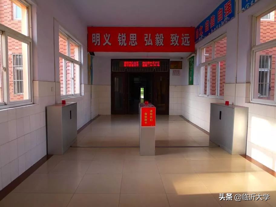 厦门大学住宿攻略推荐,南方住宿必备清单大学