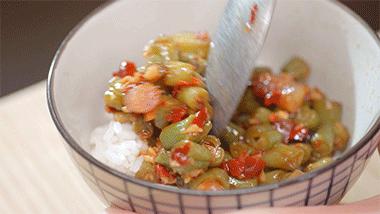 无敌下饭酱推荐,广式腊肠酱拌饭