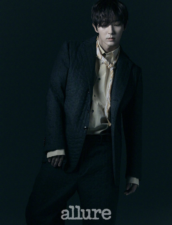 韩国男演员李准基的图片,韩国最帅气男明星李准基