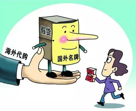 房间里堆满化妆品,卡地亚纪梵希香奈儿