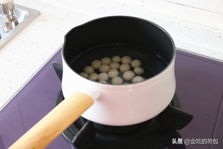 冬天红豆薏米粥正确做法,软糯的红豆粥