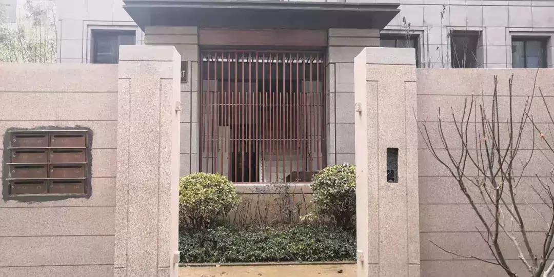 10盘迎来交付大考，实景谍照流出！这品质…