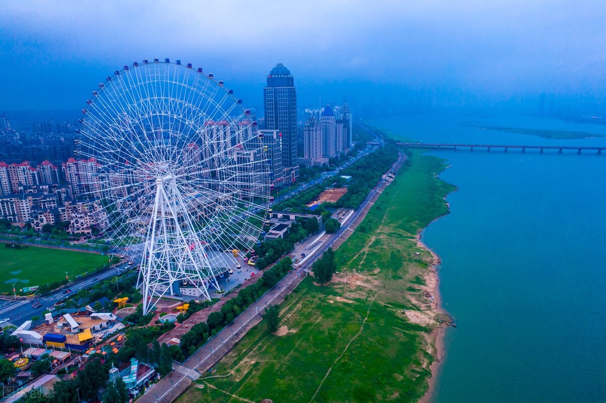 中国十大省会城市名单是哪些,全国面积最大的省会城市十大排名