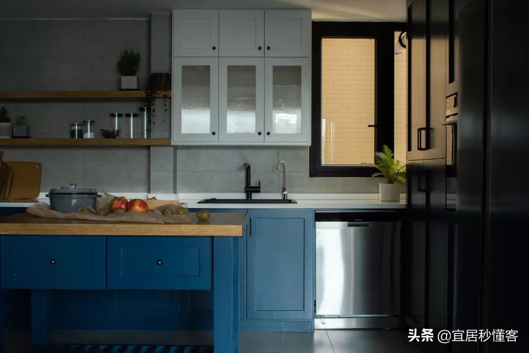 120平米客餐厨南北一体装修效果图,神级改造40平方米房