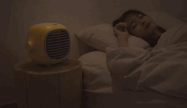 夏季小风扇静音喷雾,消暑降温小风扇