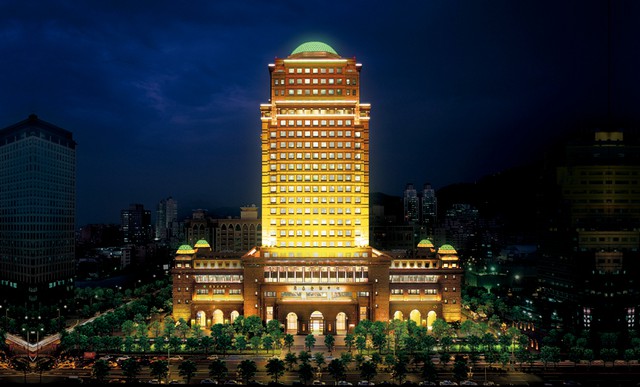 国际顶级金融巨头,中国最赚钱的金融巨头