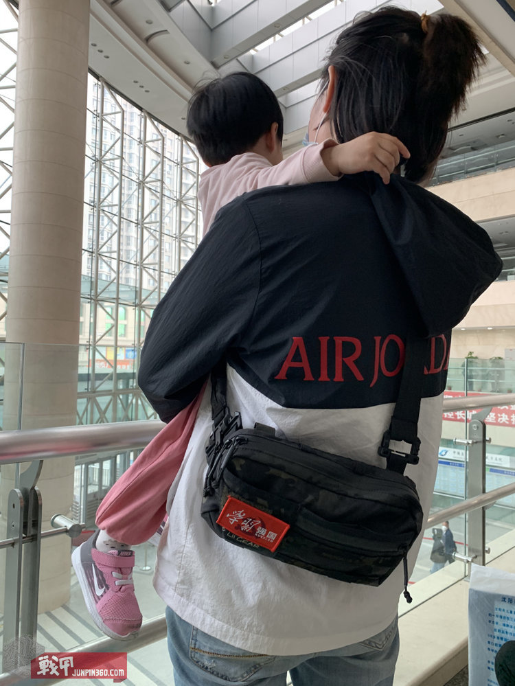 胸中有丘壑心中有乾坤,胸中有丘壑腹里有乾坤