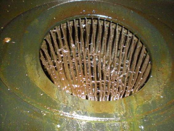 如何清理油烟机油污妙招,油烟机油污太厚怎么清理