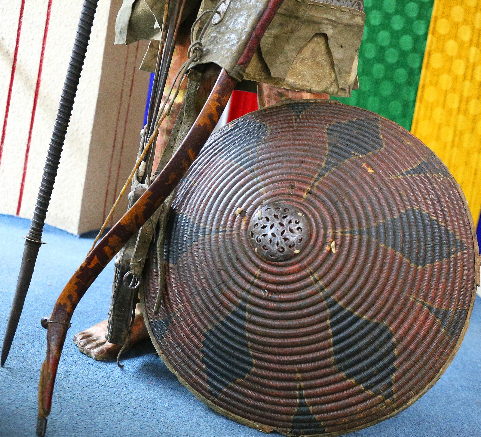 盾牌可以挡榴弹吗,现代军用盾牌