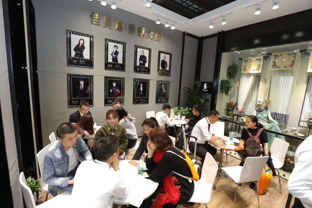 佳美嘉垂感大师窗帘多少钱一米,佳美嘉垂感大师窗帘有必要买吗