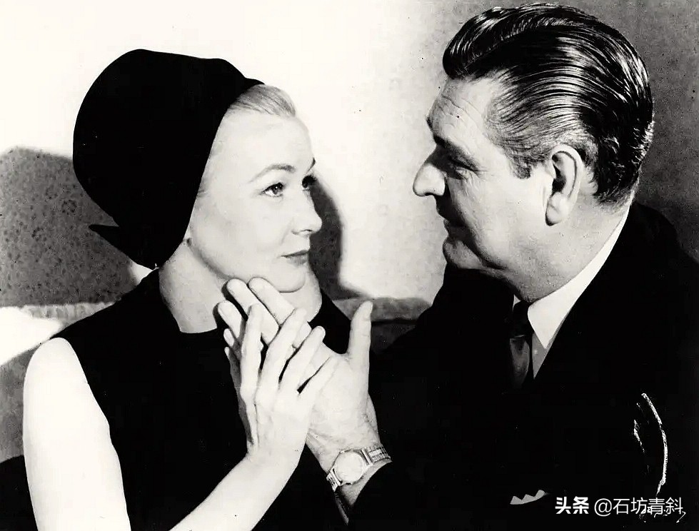 性感*物尤**维洛妮卡·莱可好莱坞唯一靠*猫猫躲**发型成名的女星